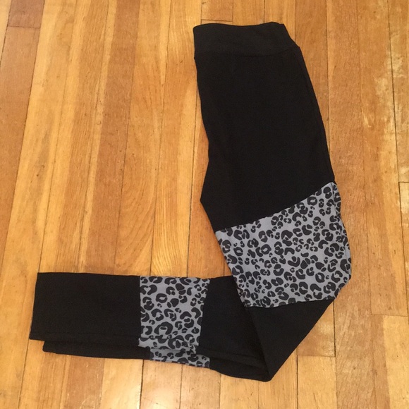 Pants - Black and leopard print workout pants